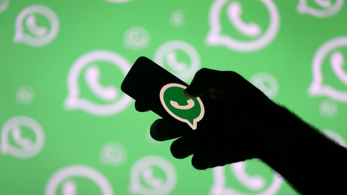 how-to-hide-whatsapp-status-and-secure-your-privacy-techowns